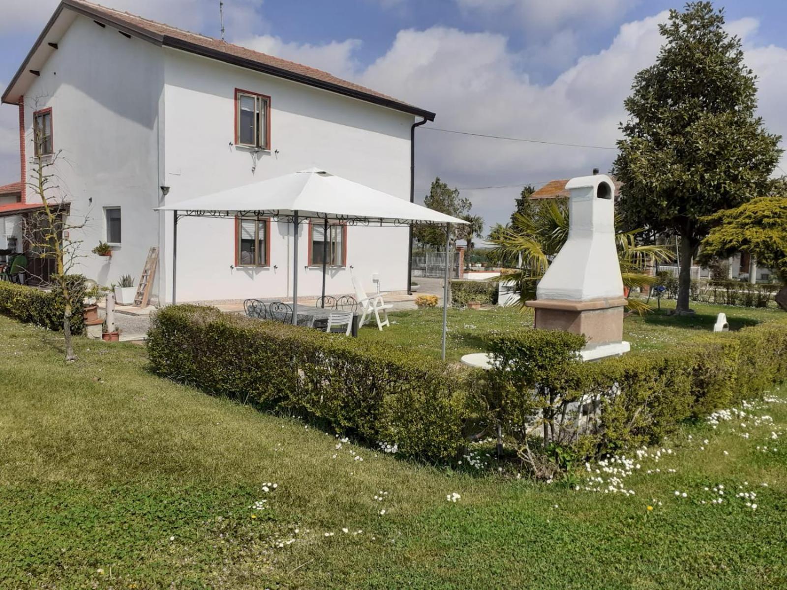 Locazione Turistica Girasole Villa Порто Толе Екстериор снимка